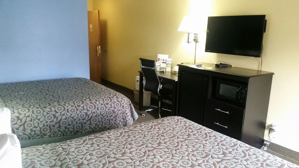 Days Inn & Suites By Wyndham Peachtree Corners Норкрос Екстериор снимка